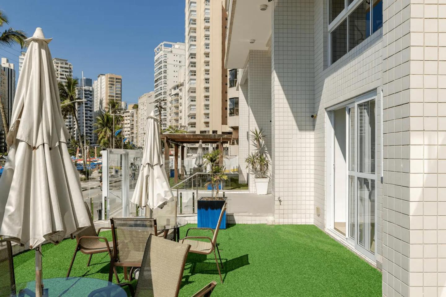 Apto - Predio De Frente Para Praia - Asturias - Guaruja - 2 Vagas Garagem - Wi-Fi E Ar Condicionado Exteriér fotografie